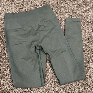 Teal alphalete amplify leggings with butt scrunch